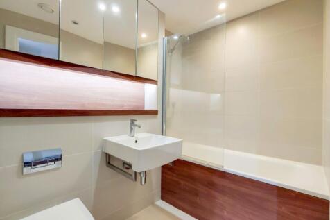 8_Bathroom-0