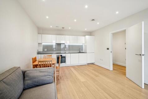 30 Ravilious Hous...