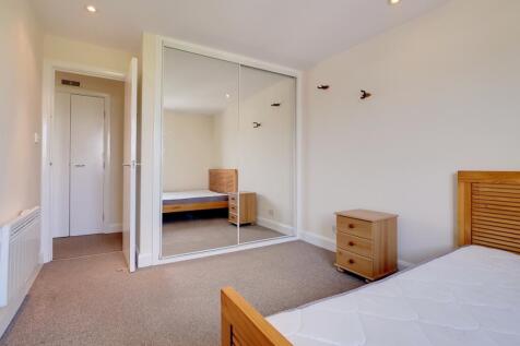 10_Master_Bedroom_1