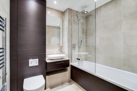 5_Bathroom-0