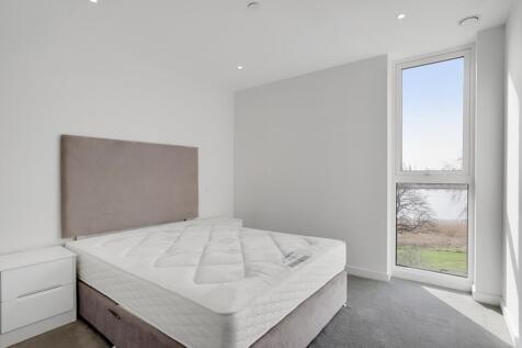 10_Master_Bedroom_6