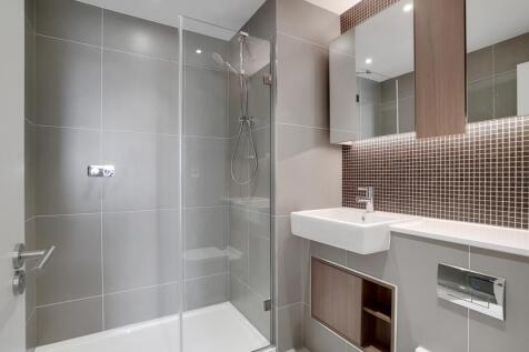13_Master_Ensuite_7