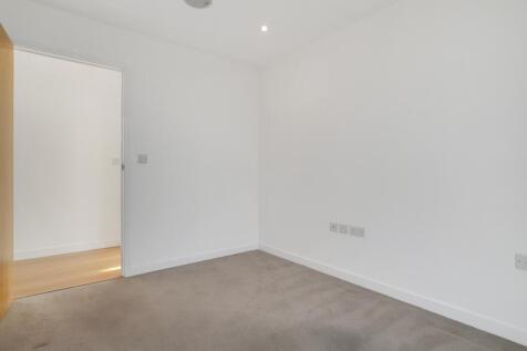 16_Bedroom_3_9