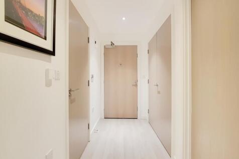 3_Hall_1