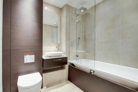 5_Bathroom-0