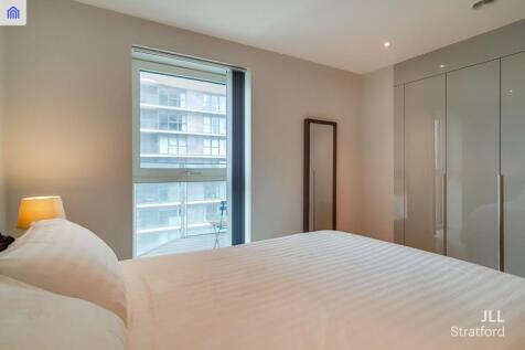 8_Bedroom_5