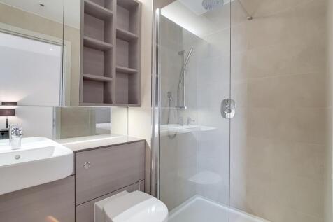 14_Master_Ensuite_1