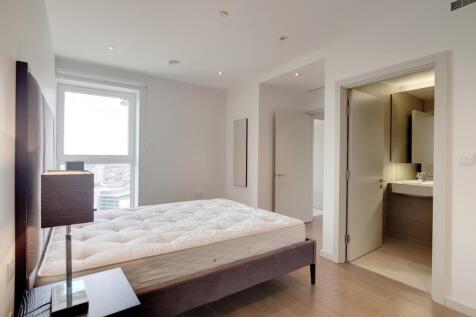 12_Master_Bedroom_1