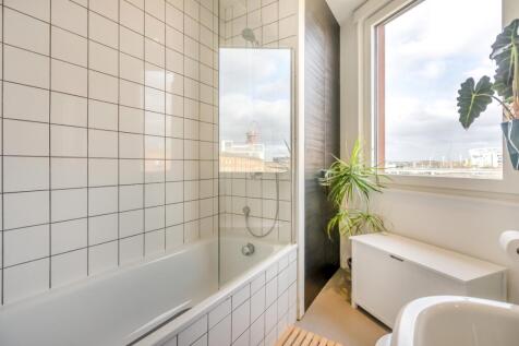 8537541-interior18