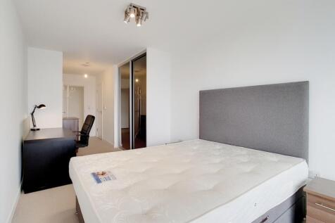 11_Master_Bedroom_2