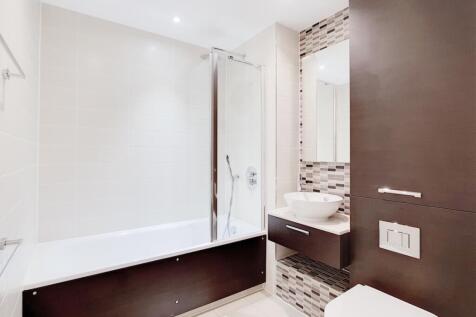 15_Bathroom_1
