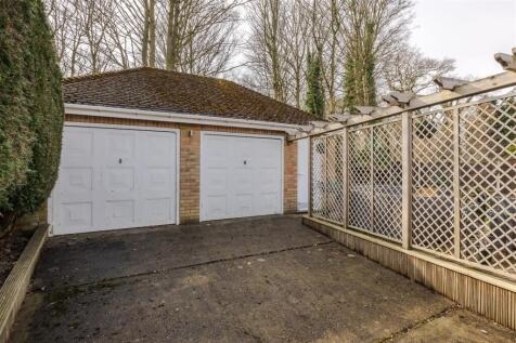 Double Garage