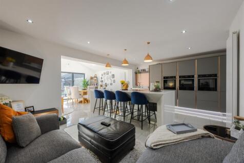 Open Plan Kitchen