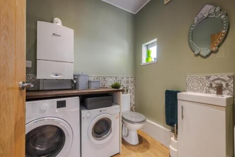 Utility Room/ W.C