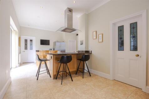 Kitchen diner
