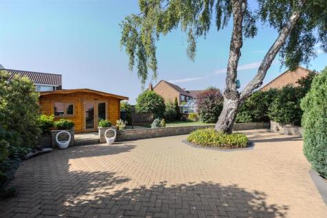 Additional outside pictures