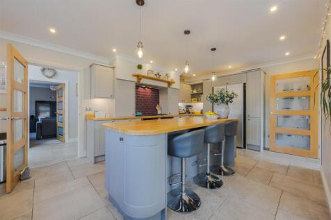 Kitchen diner