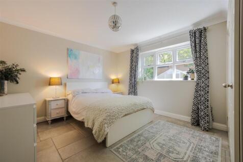 Reception room / Bedroom 5
