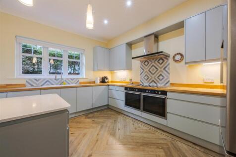 Kitchen diner