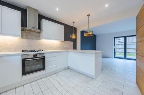 Open Plan Kitchen Living Area