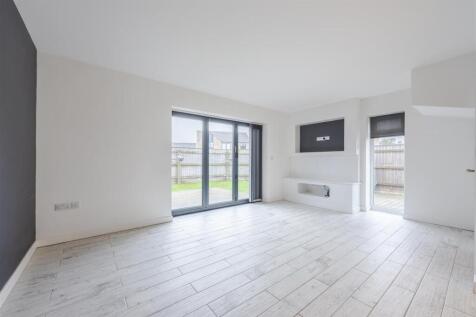 Open Plan Kitchen Living Area