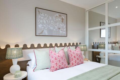 14. bedroom 2.jpg