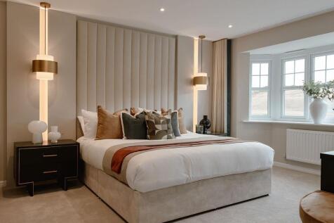 9. Bed 1.jpg