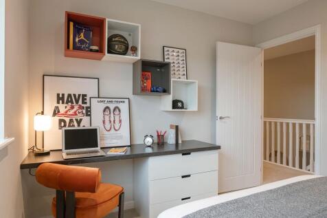 20. Bed 4.jpg