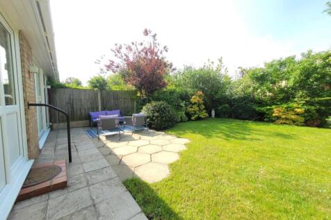 Garden (2).jpg