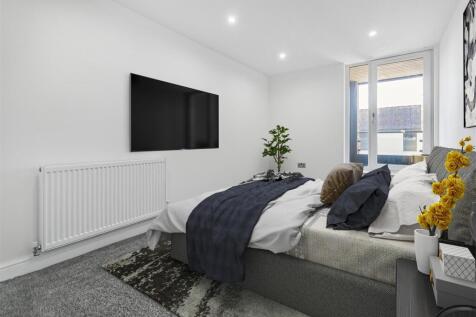bedroom-1x_staged.jpg