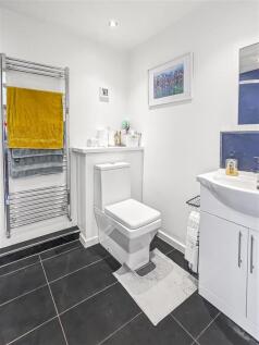 Bathroom.jpg