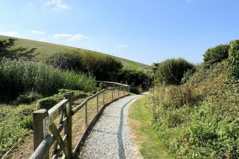 Path to beach