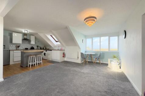Lounge Dining