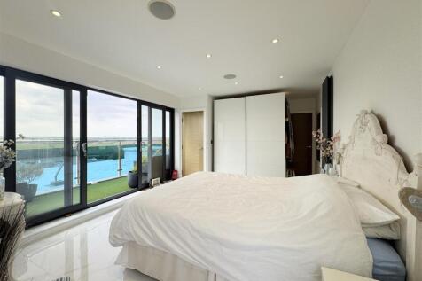 Top Floor Bedroom