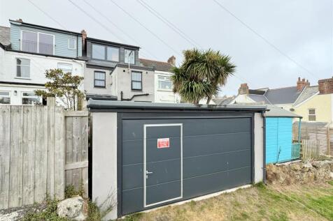 Double Garage