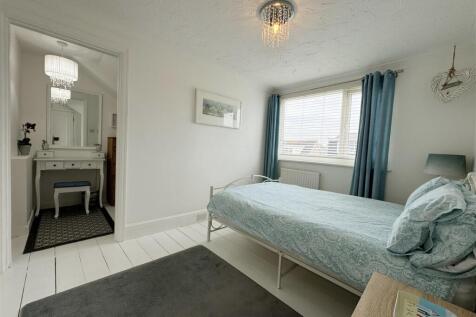 Bedroom 2nd Floor