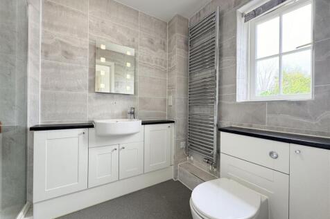Main Shower Room