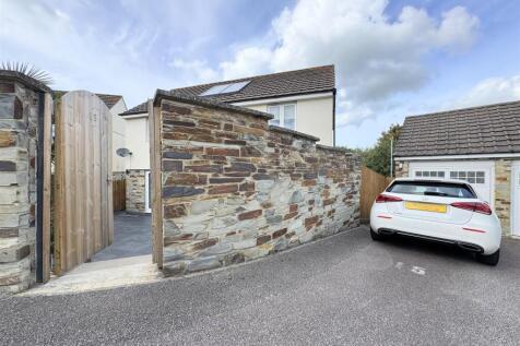 Garage/Parking