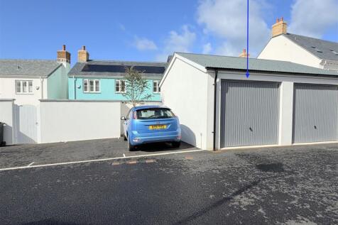Garage/Parking