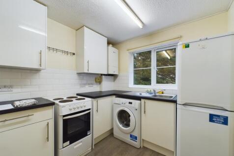 CAM01740G0-PR0148-STILL007