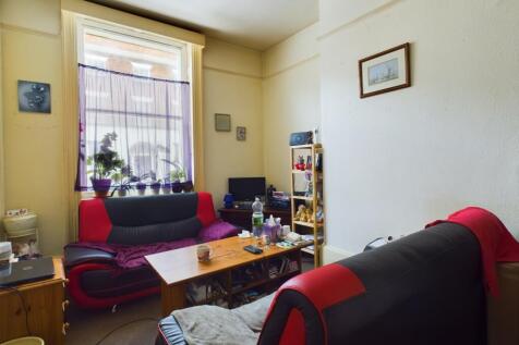 CAM01791G0-PR0110-STILL002