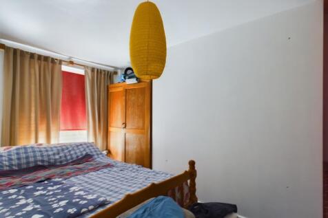 CAM01740G0-PR0253-STILL004