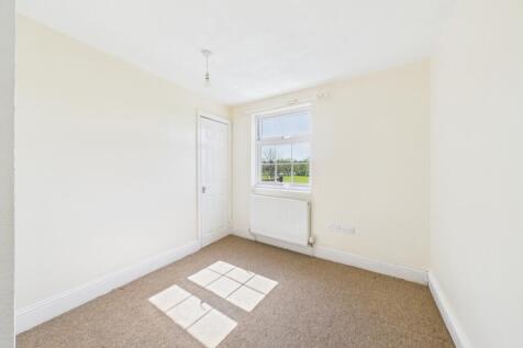 CAM01791G0-PR0153-STILL018