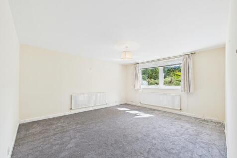 CAM01740G0-PR0368-STILL011