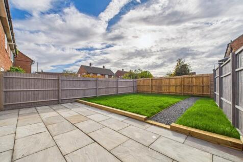 CAM01740G0-PR0458-STILL010