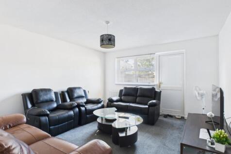 CAM03062G0-PR0192-STILL004