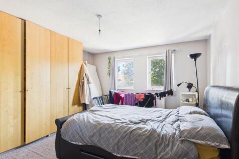 CAM03062G0-PR0192-STILL007