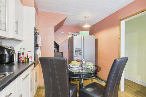 CAM03062G0-PR0192-STILL003