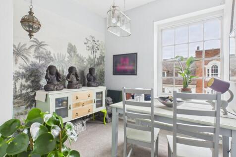 CAM01791G0-PR0197-STILL005