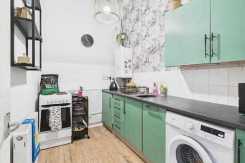 CAM01791G0-PR0197-STILL003